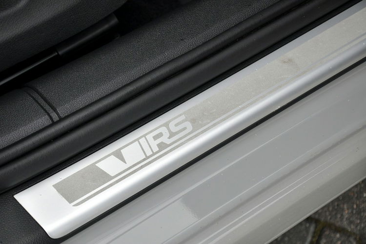 Skoda Octavia 2.0TDI(184KM) VRS Xenon Led Navi Panorama Skóry Reling F1 Alu18"ASO zdjęcie 19