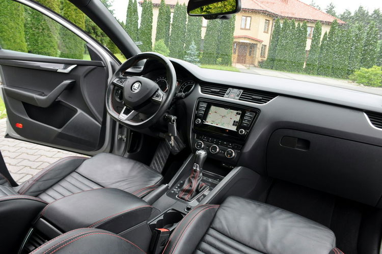 Skoda Octavia 2.0TDI(184KM) VRS Xenon Led Navi Panorama Skóry Reling F1 Alu18"ASO zdjęcie 25