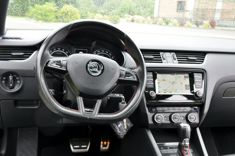 Skoda Octavia 2.0TDI(184KM) VRS Xenon Led Navi Panorama Skóry Reling F1 Alu18"ASO zdjęcie 30
