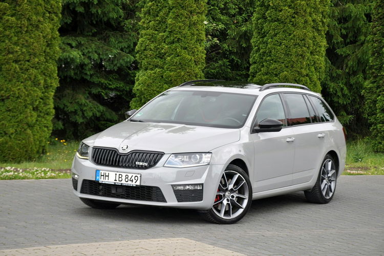 Skoda Octavia 2.0TDI(184KM) VRS Xenon Led Navi Panorama Skóry Reling F1 Alu18"ASO zdjęcie 9