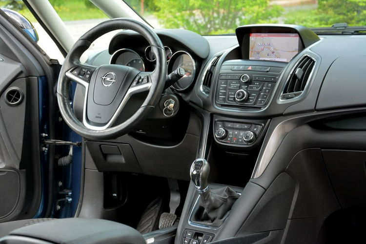 Opel Zafira Cosmo 7-Foteli Navi Skóry Ledy Xenon Parktronik Bagażnik Rowerowy zdjęcie 21