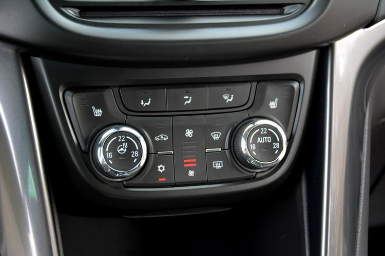Opel Zafira Cosmo 7-Foteli Navi Skóry Ledy Xenon Parktronik Bagażnik Rowerowy zdjęcie 28