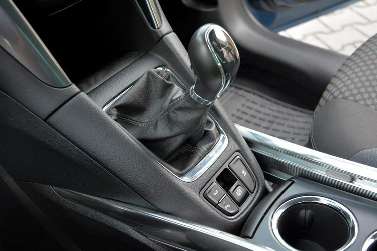 Opel Zafira Cosmo 7-Foteli Navi Skóry Ledy Xenon Parktronik Bagażnik Rowerowy zdjęcie 29