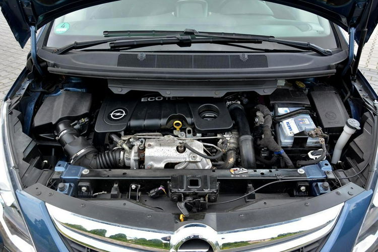 Opel Zafira Cosmo 7-Foteli Navi Skóry Ledy Xenon Parktronik Bagażnik Rowerowy zdjęcie 36