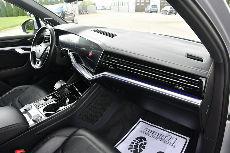 Volkswagen Touareg 3.0tdi 4x4.R-Line.Automat.Skóry.Kam.Cof.Navigacja..OKAZJ zdjęcie 28