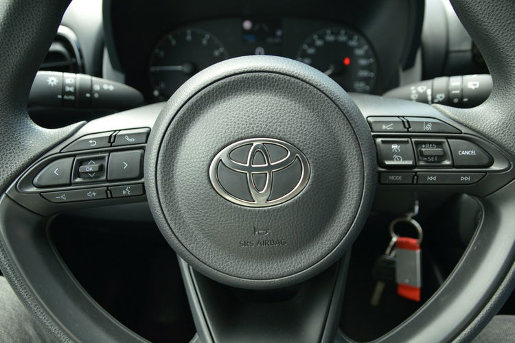 Toyota Yaris I Właściciela Super Stan prywatnie zdjęcie 17