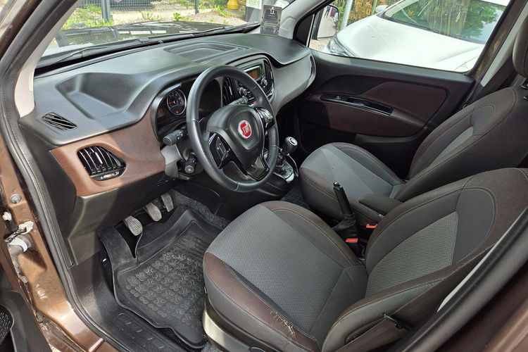 Fiat Doblo 1.6 Multijet Lift Full Opcja Skóra Klimatronik PDC Bardzo dobry stan zdjęcie 14