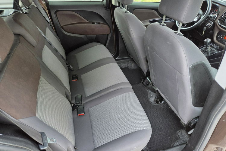 Fiat Doblo 1.6 Multijet Lift Full Opcja Skóra Klimatronik PDC Bardzo dobry stan zdjęcie 20