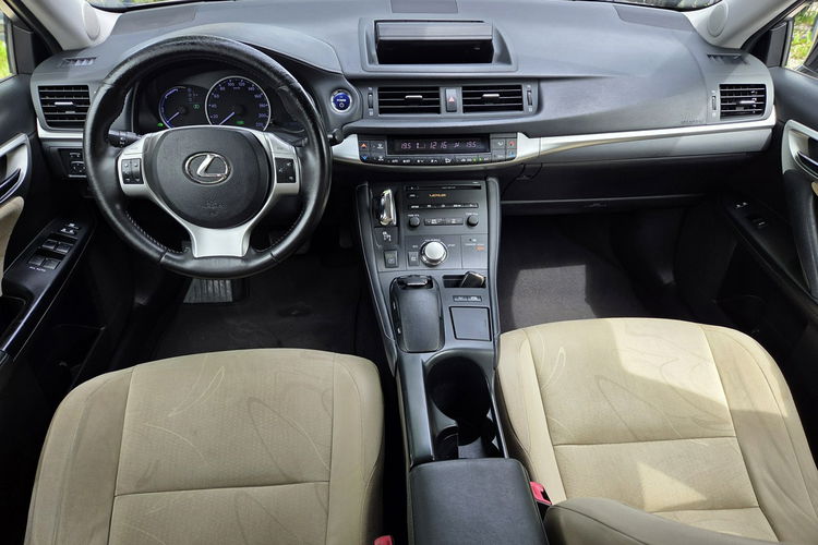 Lexus CT CT 200H 136KM Kamera ast. parkowania Full LED Alkantara Navi zdjęcie 13