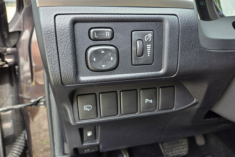 Lexus CT CT 200H 136KM Kamera ast. parkowania Full LED Alkantara Navi zdjęcie 28