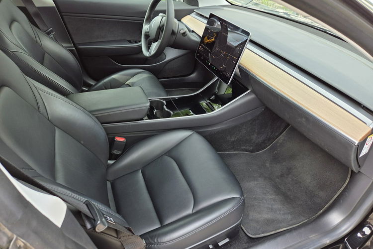 Tesla Model 3 DUAL MOTOR Long Range AWD FV 23% Bezwypadkowy Europa zdjęcie 8