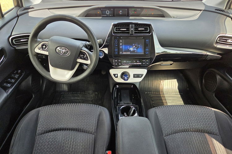 Toyota Prius 1.8 HSD 136KM Hand free Kamera Navi Ast. pasa Distronic Serwis zdjęcie 11