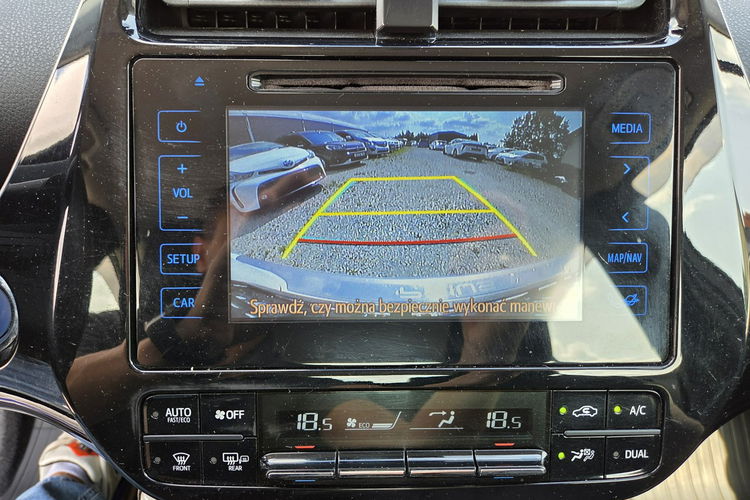 Toyota Prius 1.8 HSD 136KM Hand free Kamera Navi Ast. pasa Distronic Serwis zdjęcie 20