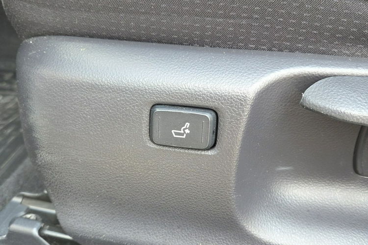 Toyota Prius 1.8 HSD 136KM Hand free Kamera Navi Ast. pasa Distronic Serwis zdjęcie 26