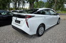 Toyota Prius 1.8 HSD 136KM Hand free Kamera Navi Ast. pasa Distronic Serwis zdjęcie 4