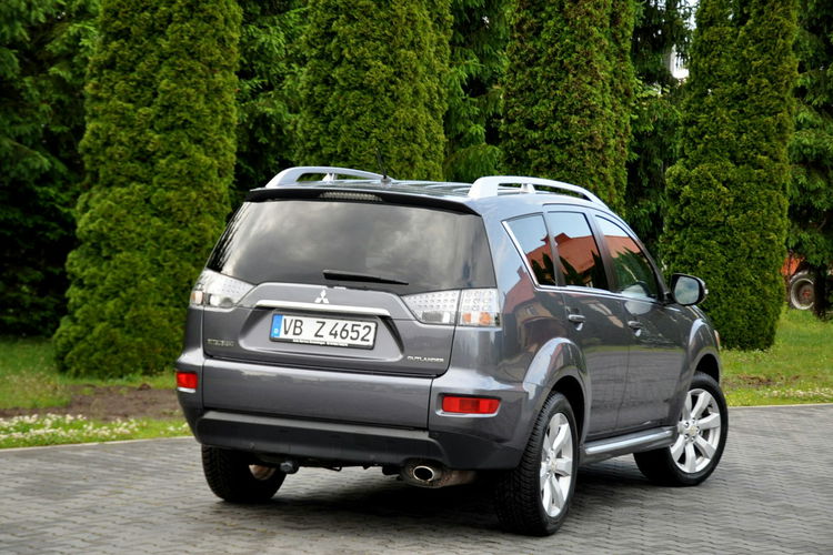 Mitsubishi Outlander 2.0i(147KM) Lift Duża Navi Skóry Reling Klimatyzacja I Wł Alu18"ASO zdjęcie 6