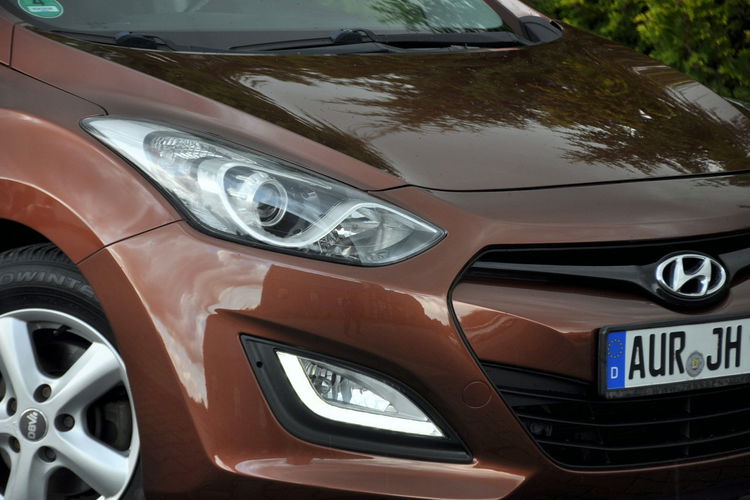 Hyundai i30 1.4i(99KM) Led Klimatyzacja Parktronik Welur I Właściciel Alu 15"ASO zdjęcie 12