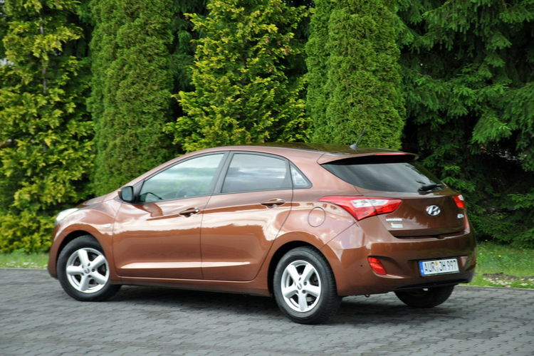 Hyundai i30 1.4i(99KM) Led Klimatyzacja Parktronik Welur I Właściciel Alu 15"ASO zdjęcie 13