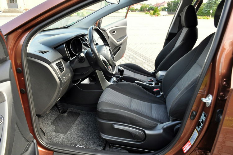 Hyundai i30 1.4i(99KM) Led Klimatyzacja Parktronik Welur I Właściciel Alu 15"ASO zdjęcie 21