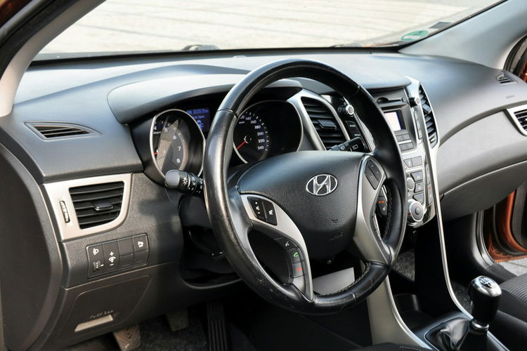 Hyundai i30 1.4i(99KM) Led Klimatyzacja Parktronik Welur I Właściciel Alu 15"ASO zdjęcie 22