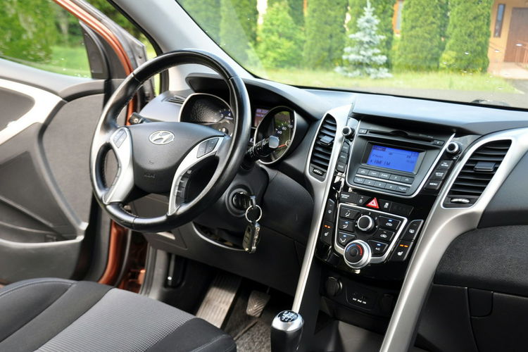 Hyundai i30 1.4i(99KM) Led Klimatyzacja Parktronik Welur I Właściciel Alu 15"ASO zdjęcie 25