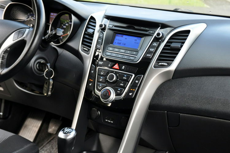 Hyundai i30 1.4i(99KM) Led Klimatyzacja Parktronik Welur I Właściciel Alu 15"ASO zdjęcie 26