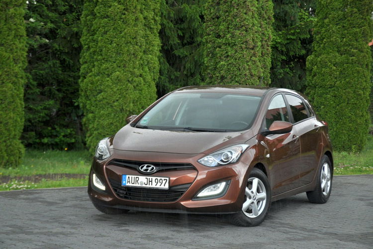 Hyundai i30 1.4i(99KM) Led Klimatyzacja Parktronik Welur I Właściciel Alu 15"ASO zdjęcie 9
