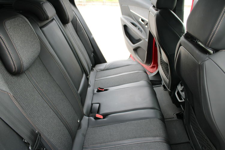 Peugeot 3008 GT Line G.fotele automat FOCAL zdjęcie 16