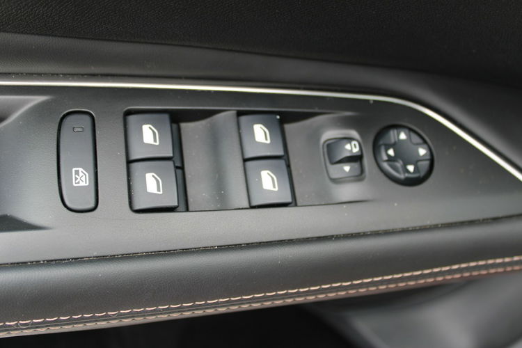 Peugeot 3008 GT Line G.fotele automat FOCAL zdjęcie 22