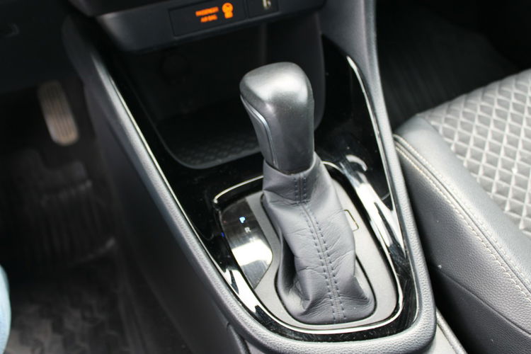 Toyota Yaris Selection Automat Kamera Asysten pasa zdjęcie 26