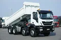 samochód ciężarowy Iveco zdjęcie 2