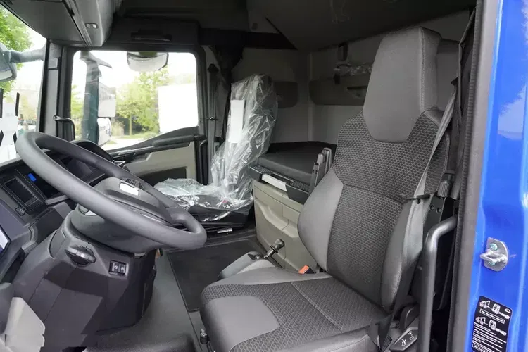 MAN TGX 26.400 / NOWA chłodnia IGLOOCAR 20 palety / 6x2 / 2024 / 2 szt. zdjęcie 13