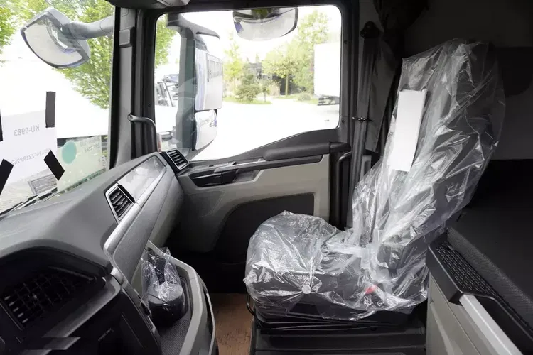 MAN TGX 26.400 / NOWA chłodnia IGLOOCAR 20 palety / 6x2 / 2024 / 2 szt. zdjęcie 14