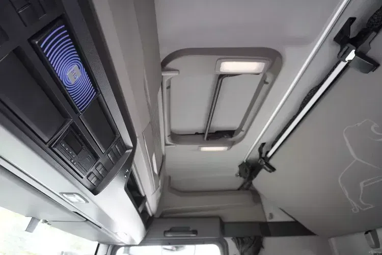 MAN TGX 26.400 / NOWA chłodnia IGLOOCAR 20 palety / 6x2 / 2024 / 2 szt. zdjęcie 17