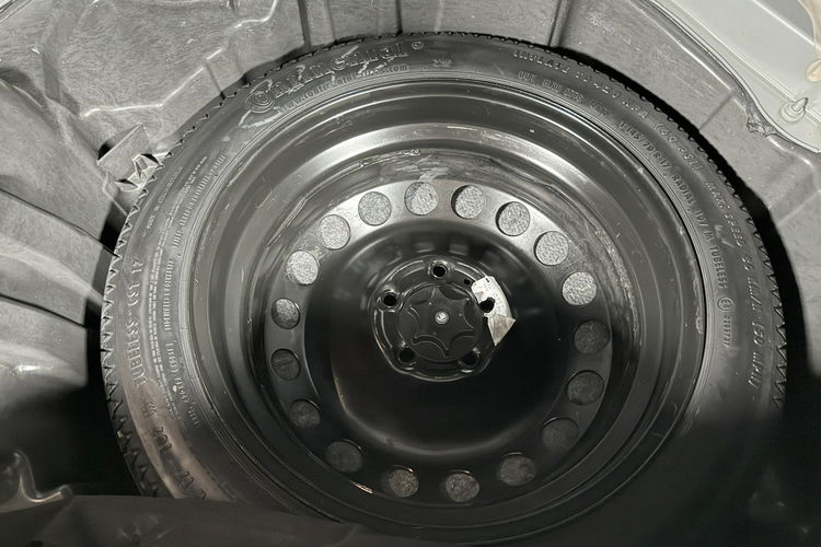 Renault Scenic 1.6 dCi 130KM INTENS Full LED Panorama HeadUp PDC 360 BOSE zdjęcie 40