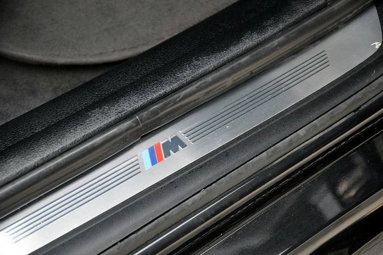 BMW X1 2.0d(204KM) M-Pakiet xDrive Xenon Navi Kamera Skóry Panorama Alu17"ASO zdjęcie 19