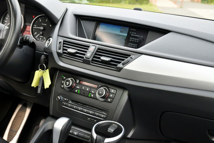 BMW X1 2.0d(204KM) M-Pakiet xDrive Xenon Navi Kamera Skóry Panorama Alu17"ASO zdjęcie 27