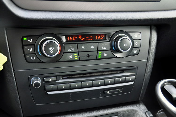 BMW X1 2.0d(204KM) M-Pakiet xDrive Xenon Navi Kamera Skóry Panorama Alu17"ASO zdjęcie 34