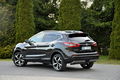 samochód osobowy Nissan zdjęcie 13