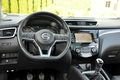 samochód osobowy Nissan zdjęcie 30