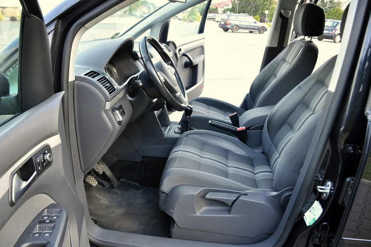 Volkswagen Touran 2.0TDI(140KM) Lift Xenon Led Duża Navi 7-Foteli Match Reling Alu16"ASO zdjęcie 23