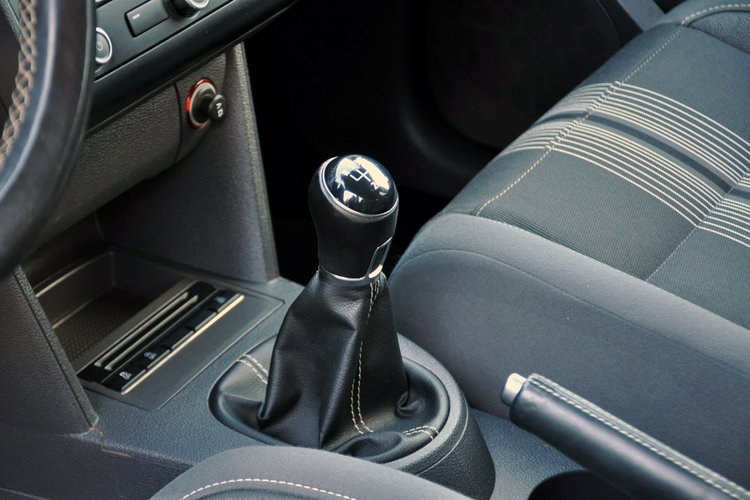 Volkswagen Touran 2.0TDI(140KM) Lift Xenon Led Duża Navi 7-Foteli Match Reling Alu16"ASO zdjęcie 35