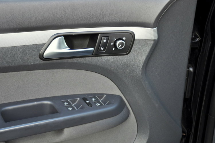 Volkswagen Touran 2.0TDI(140KM) Lift Xenon Led Duża Navi 7-Foteli Match Reling Alu16"ASO zdjęcie 36