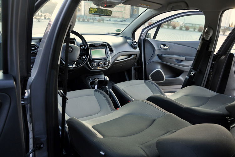 Renault Captur 0.9i(90KM) 95tyś.km Led Navi Parktr. Welur Keyless Go I Wł Alu16"ASO zdjęcie 28