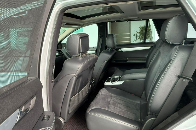 R 350 Mercedes-Benz Klasa R R 350 / NISKIE km/ PL Salon /BOGATE wyposażenie zdjęcie 28