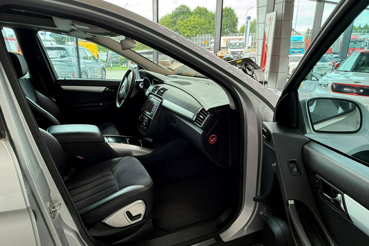 R 350 Mercedes-Benz Klasa R R 350 / NISKIE km/ PL Salon /BOGATE wyposażenie zdjęcie 35