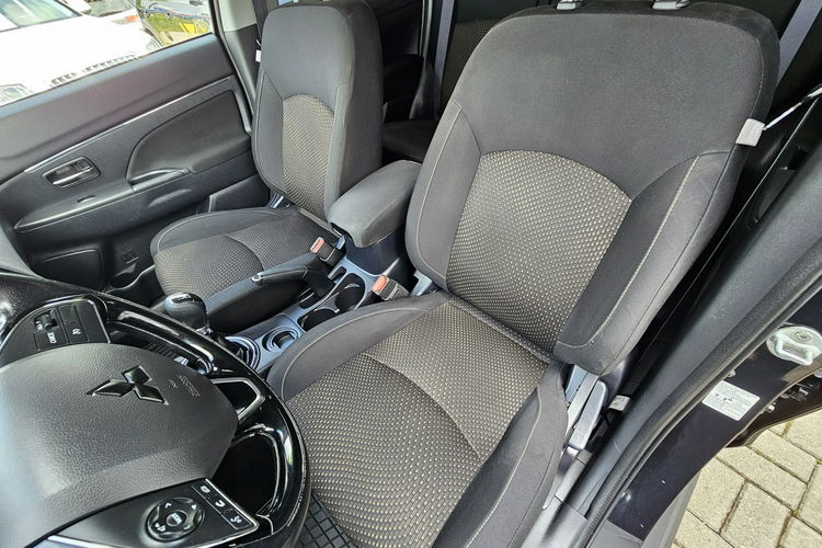 Mitsubishi ASX gzrane fotele,  tempomat,  felgi 18 zdjęcie 12