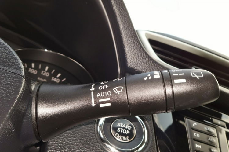 Nissan Qashqai Nawi Panorama kamery 360 zdjęcie 21