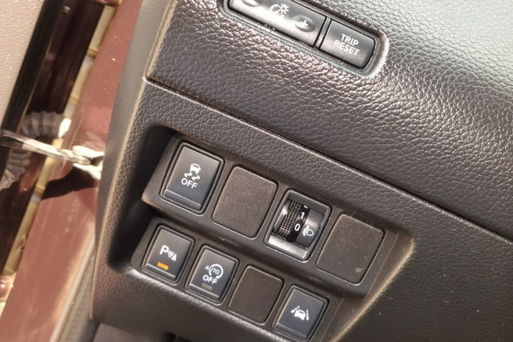 Nissan Qashqai Nawi Panorama kamery 360 zdjęcie 23