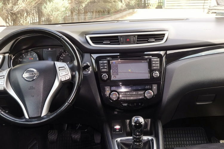 Nissan Qashqai Nawi Panorama kamery 360 zdjęcie 5